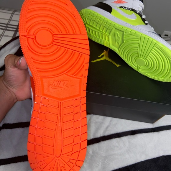 SOLD - Picture 2 of 5